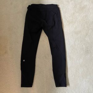 🌸(2 for $60) Black 3/4 Lululemon leggings